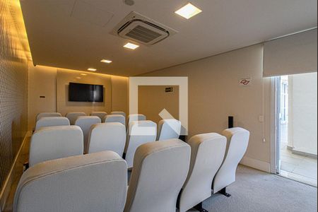 Apartamento à venda com 65m², 2 quartos e 1 vagaCinema