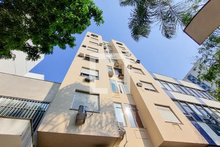 Studio à venda com 33m², 1 quarto e sem vaga Studio à venda com 33m², 1 quarto e sem vagaFachada