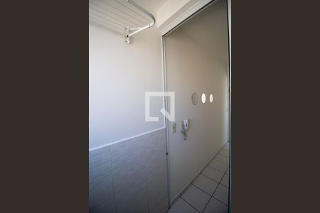 Apartamento à venda com 75m², 2 quartos e 2 vagasÁrea de Serviço