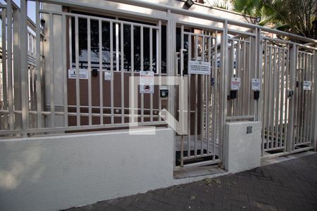 Apartamento à venda com 75m², 2 quartos e 2 vagasPortaria