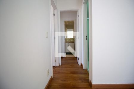 Apartamento à venda com 75m², 2 quartos e 2 vagasBanheiro do Corredor