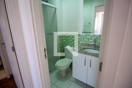 Apartamento à venda com 75m², 2 quartos e 2 vagasBanheiro do Corredor