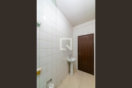 Casa à venda com 223m², 3 quartos e 3 vagasBanheiro Social