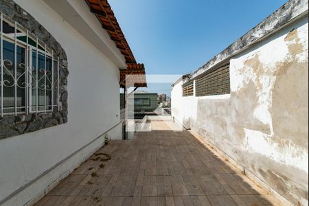 Casa à venda com 223m², 3 quartos e 3 vagasQuintal