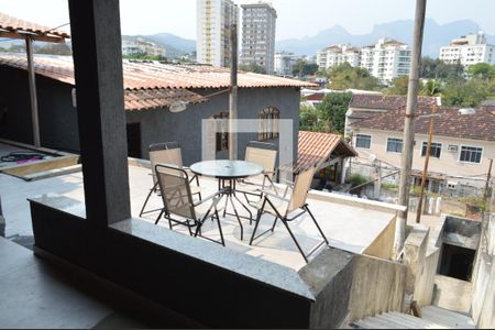 Casa à venda com 450m², 4 quartos e 2 vagasVaranda