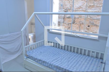 Casa à venda com 450m², 4 quartos e 2 vagasSuíte 2