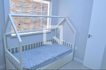 Casa à venda com 450m², 4 quartos e 2 vagasSuíte 2