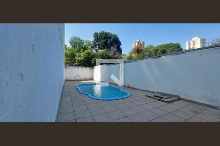Casa à venda com 307m², 3 quartos e 6 vagasÁrea comum - Piscina