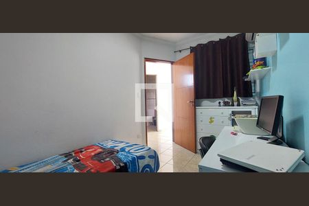 Casa à venda com 307m², 3 quartos e 6 vagasQuarto 2
