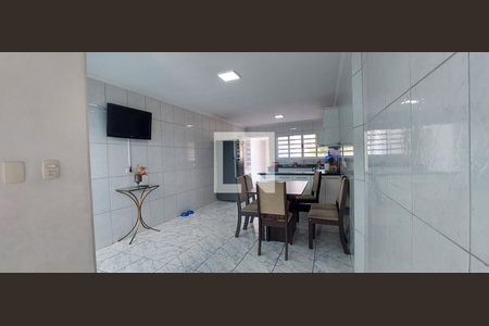 Casa à venda com 307m², 3 quartos e 6 vagasCopa