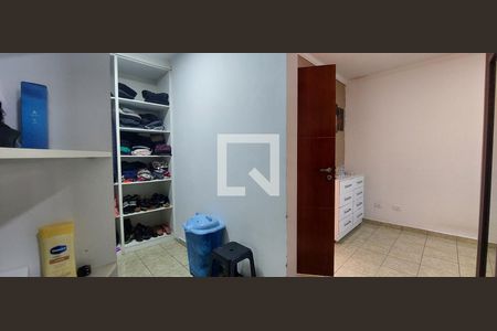 Casa à venda com 307m², 3 quartos e 6 vagasQuarto 1 suíte - Closet