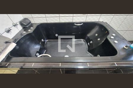 Casa à venda com 307m², 3 quartos e 6 vagasBanheiro Quarto 1 suíte