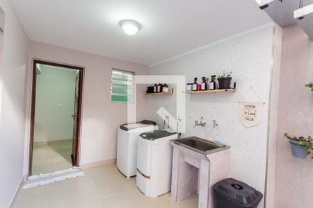 Casa à venda com 243m², 3 quartos e 4 vagasÁrea de Serviço