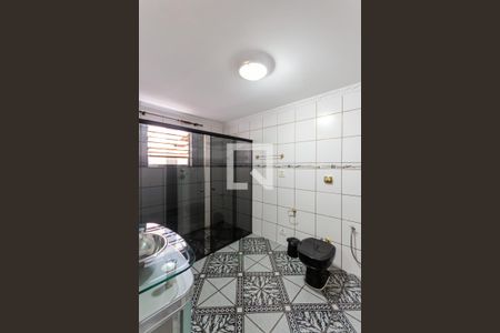 Casa à venda com 243m², 3 quartos e 4 vagasBanheiro da Suíte 1