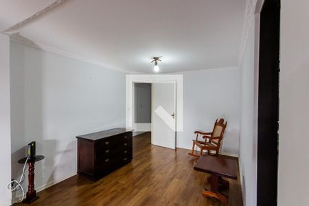 Casa à venda com 243m², 3 quartos e 4 vagasSuíte 1