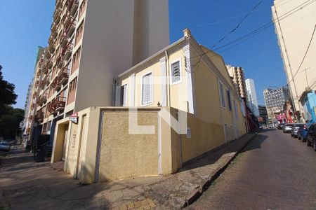 Casa à venda com 280m², 4 quartos e 5 vagasFachada do Prédio