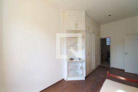 Casa à venda com 280m², 4 quartos e 5 vagasQuarto 4 - Suíte