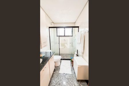 Apartamento à venda com 126m², 4 quartos e 2 vagasBanheiro