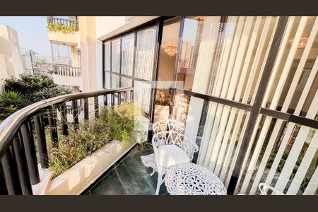 Apartamento à venda com 126m², 4 quartos e 2 vagasVaranda Sala - Sala de Jantar