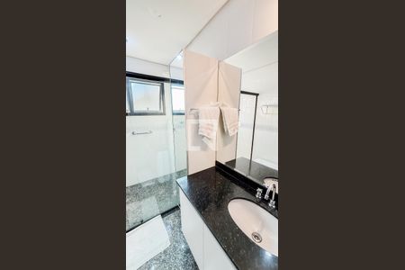 Apartamento à venda com 126m², 4 quartos e 2 vagasBanheiro da Suíte