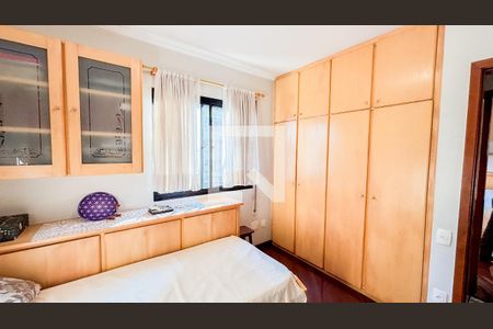 Apartamento à venda com 126m², 4 quartos e 2 vagasQuarto 1