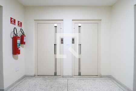 Apartamento à venda com 84m², 3 quartos e 1 vagaElevador