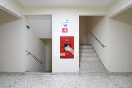 Apartamento à venda com 84m², 3 quartos e 1 vagaEscada