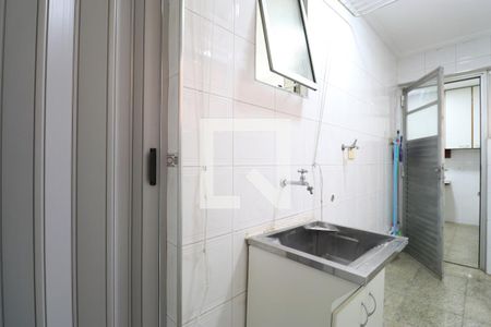 Apartamento à venda com 84m², 3 quartos e 1 vagaÁrea de Serviço