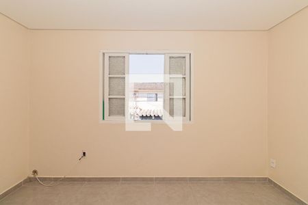 Quarto de casa à venda com 2 quartos, 79m² em Vila Nilo, São Paulo