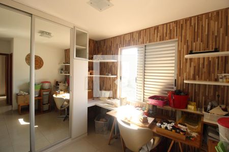 Apartamento à venda com 400m², 5 quartos e 6 vagasQuarto 