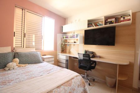 Apartamento à venda com 400m², 5 quartos e 6 vagasQuarto 