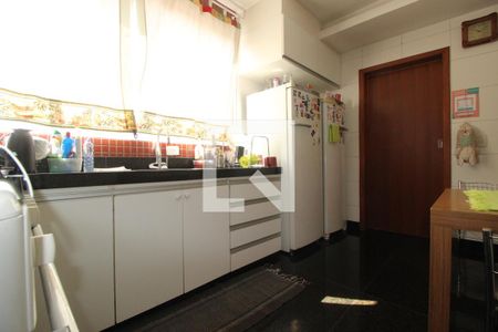 Apartamento à venda com 400m², 5 quartos e 6 vagasCozinha