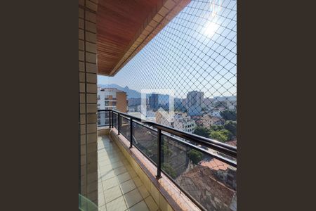 Apartamento para alugar com 165m², 3 quartos e 2 vagas Apartamento para alugar com 165m², 3 quartos e 2 vagasVista do Quarto 2