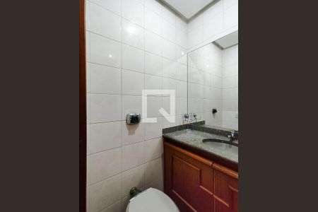 Apartamento para alugar com 165m², 3 quartos e 2 vagas Apartamento para alugar com 165m², 3 quartos e 2 vagasLavabo