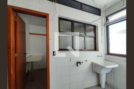 Apartamento para alugar com 165m², 3 quartos e 2 vagas Apartamento para alugar com 165m², 3 quartos e 2 vagasÁrea de Serviço