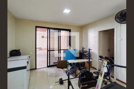 Apartamento para alugar com 165m², 3 quartos e 2 vagas Apartamento para alugar com 165m², 3 quartos e 2 vagasÁrea comum - Salão de festas