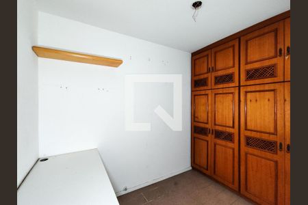 Apartamento para alugar com 165m², 3 quartos e 2 vagas Apartamento para alugar com 165m², 3 quartos e 2 vagasQuarto de Serviço