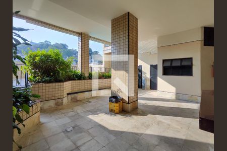Apartamento para alugar com 165m², 3 quartos e 2 vagas Apartamento para alugar com 165m², 3 quartos e 2 vagasÁrea comum - Churrasqueira