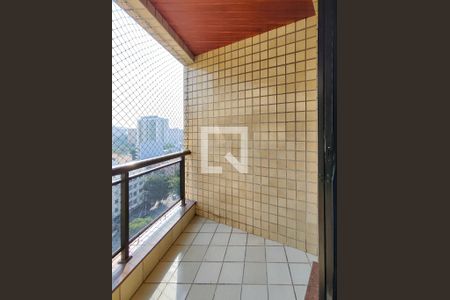 Apartamento para alugar com 165m², 3 quartos e 2 vagas Apartamento para alugar com 165m², 3 quartos e 2 vagasVaranda da Suíte