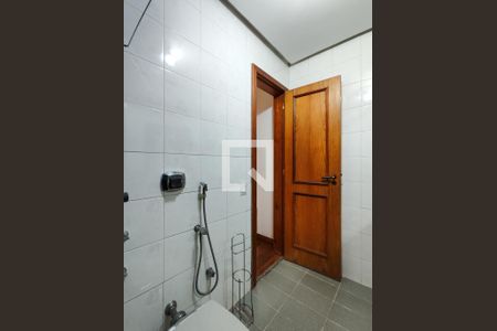 Apartamento para alugar com 165m², 3 quartos e 2 vagas Apartamento para alugar com 165m², 3 quartos e 2 vagasBanheiro da Suíte