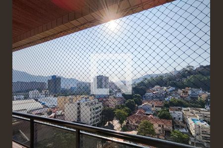 Apartamento para alugar com 165m², 3 quartos e 2 vagas Apartamento para alugar com 165m², 3 quartos e 2 vagasVista do Quarto 2