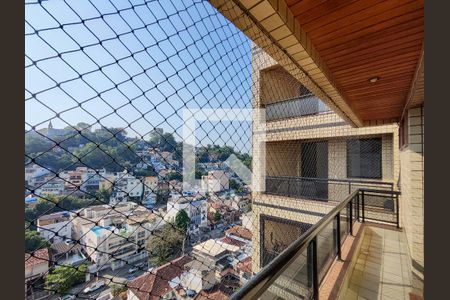 Apartamento para alugar com 165m², 3 quartos e 2 vagas Apartamento para alugar com 165m², 3 quartos e 2 vagasVista da Sala