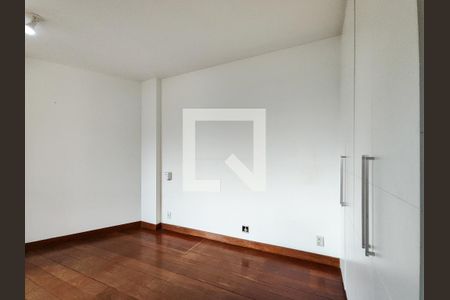 Apartamento para alugar com 165m², 3 quartos e 2 vagas Apartamento para alugar com 165m², 3 quartos e 2 vagasSuíte