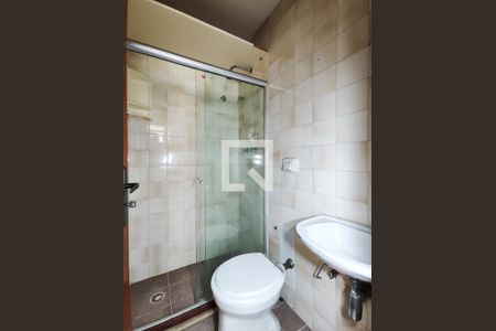 Apartamento para alugar com 165m², 3 quartos e 2 vagas Apartamento para alugar com 165m², 3 quartos e 2 vagasBanheiro de serviço