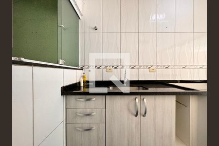 Apartamento para alugar com 75m², 2 quartos e 2 vagas Apartamento para alugar com 75m², 2 quartos e 2 vagasCozinha