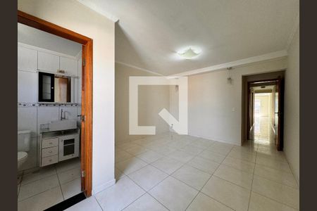 Apartamento para alugar com 75m², 2 quartos e 2 vagas Apartamento para alugar com 75m², 2 quartos e 2 vagasSuite