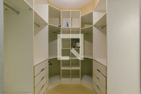 Apartamento à venda com 94m², 2 quartos e 1 vagaCloset da Suíte