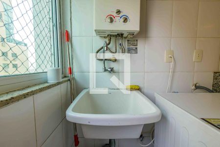 Apartamento à venda com 94m², 2 quartos e 1 vagaÁrea de Serviço