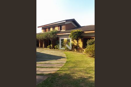 Casa para alugar com 640m², 8 quartos e 4 vagasFachada