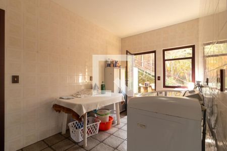 Casa para alugar com 640m², 8 quartos e 4 vagasÁrea de Serviço